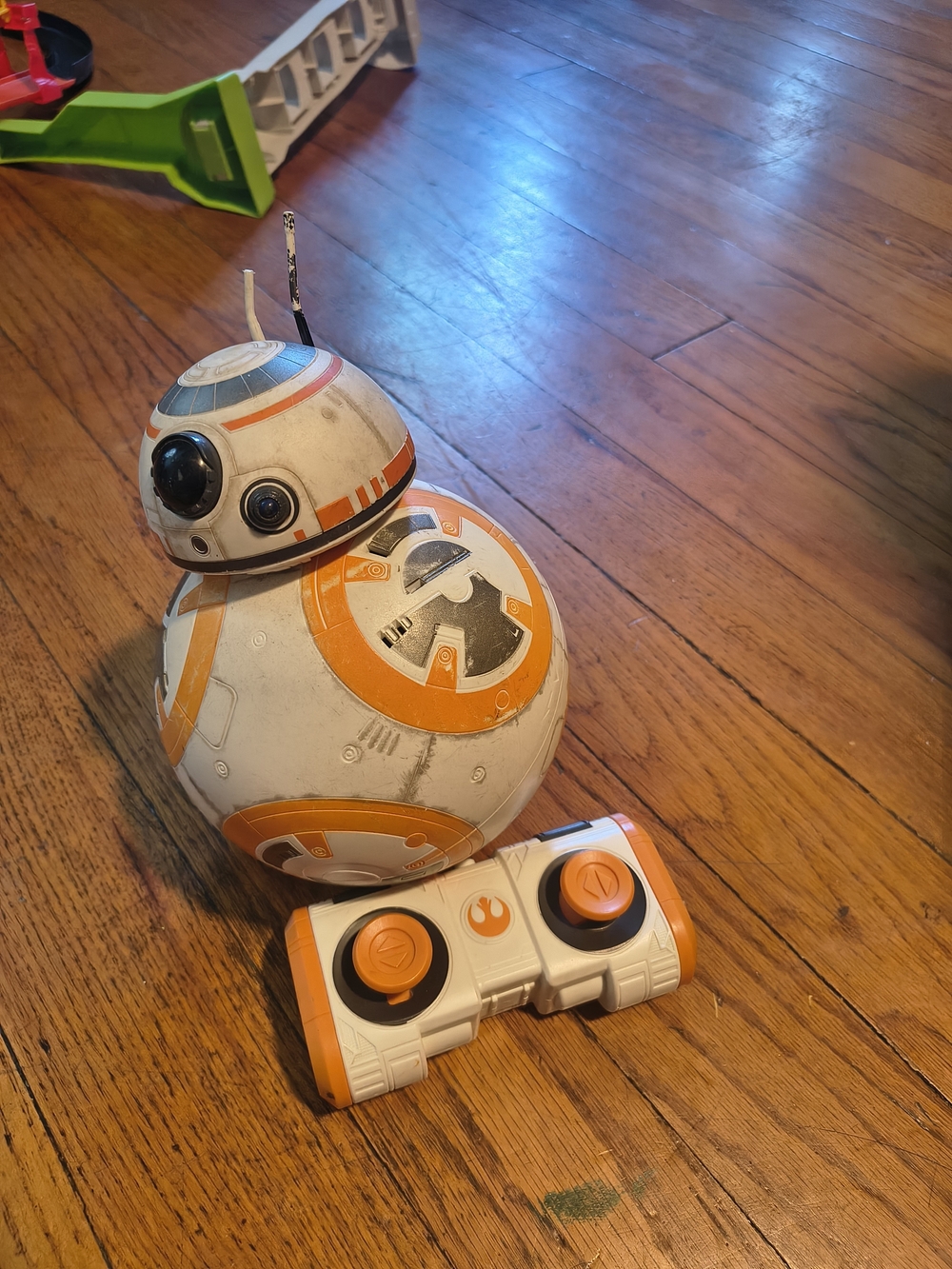 Hasbro Star Wars The Force Awakens Remote Control BB-8. Disney